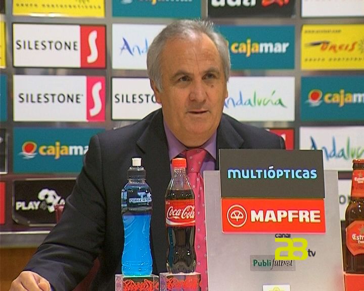 Reunión::En la imagen, el presidente del Almería, Alfonso García, que se reunirá esta noche con todos sus accionistas. UD Almería